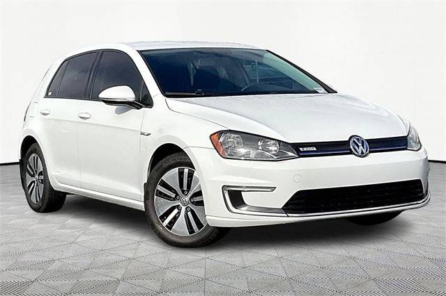 2016 Volkswagen e-Golf SE FWD photo