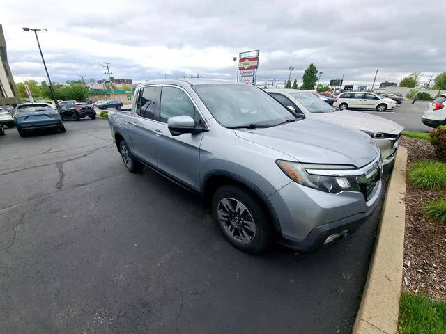 2017 Honda Ridgeline RTL-T AWD photo