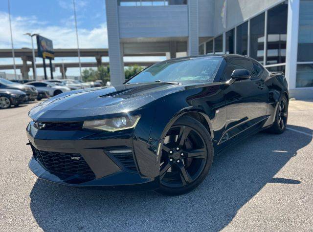 2016 Chevrolet Camaro 2SS RWD photo