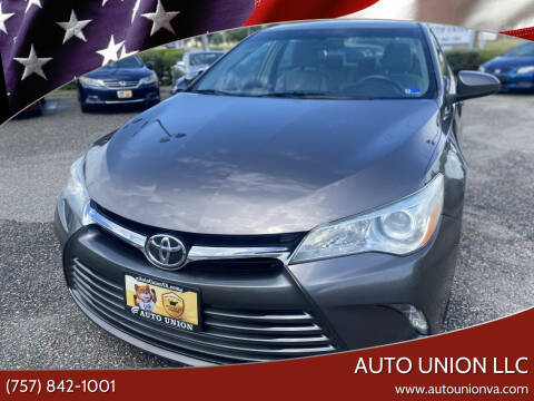 2017 Toyota Camry LE FWD photo