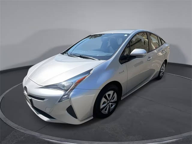 2016 Toyota Prius Three FWD photo