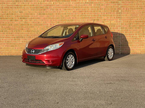 2016 Nissan Versa Note SV FWD photo
