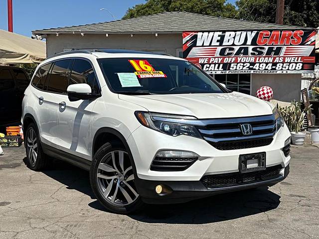 2016 Honda Pilot Touring FWD photo