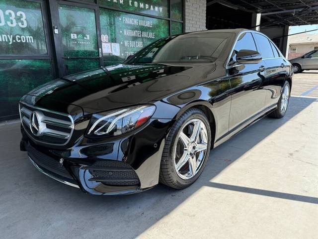 2017 Mercedes-Benz E-Class E 300 Sport RWD photo