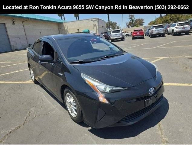 2016 Toyota Prius Four FWD photo