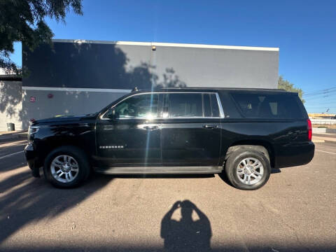 2015 Chevrolet Suburban LT RWD photo
