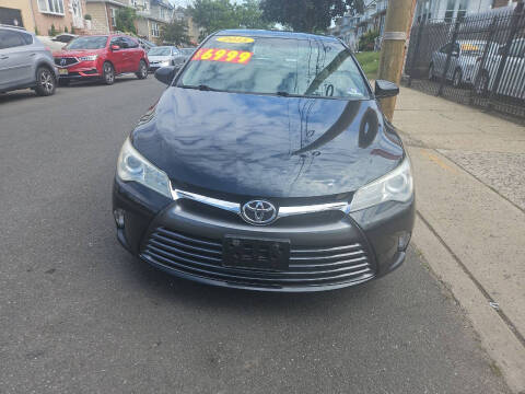 2015 Toyota Camry LE FWD photo