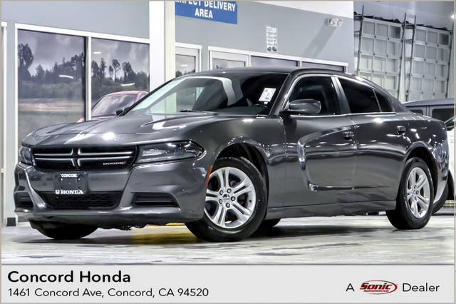 2016 Dodge Charger SE RWD photo