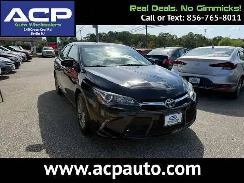 2017 Toyota Camry SE FWD photo