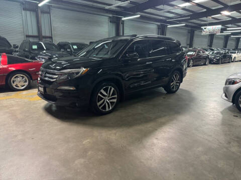 2016 Honda Pilot Touring FWD photo