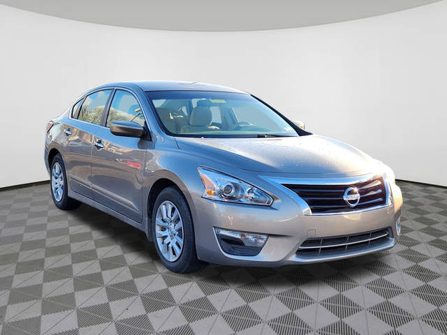 2015 Nissan Altima 2.5 S FWD photo