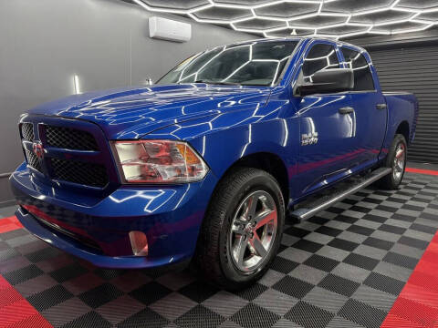 2016 Ram 1500 Express 4WD photo