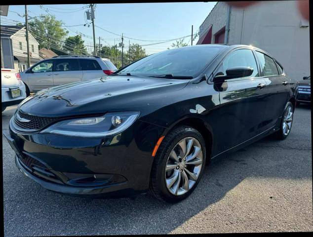 2015 Chrysler 200 S FWD photo