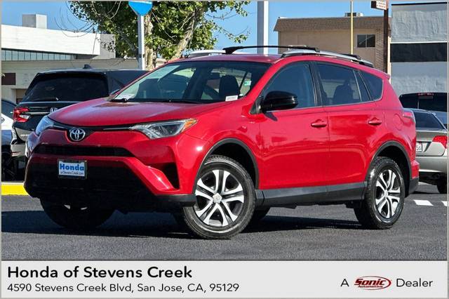 2016 Toyota RAV4 LE FWD photo