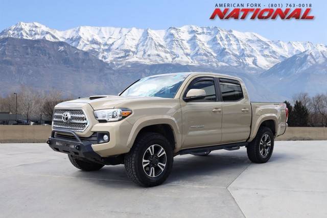 2016 Toyota Tacoma TRD Sport 4WD photo