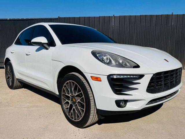 2017 Porsche Macan S AWD photo