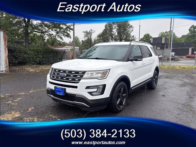2017 Ford Explorer XLT 4WD photo
