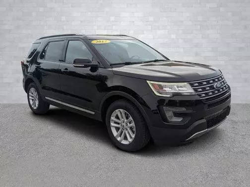 2017 Ford Explorer XLT FWD photo