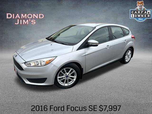 2016 Ford Focus SE FWD photo