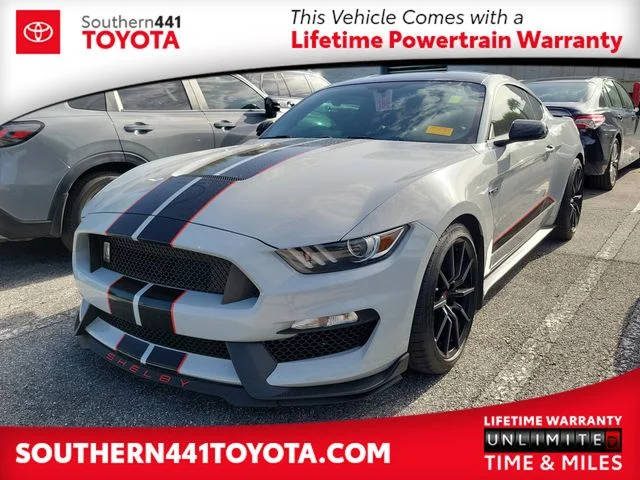 2017 Ford Mustang Shelby GT350 RWD photo