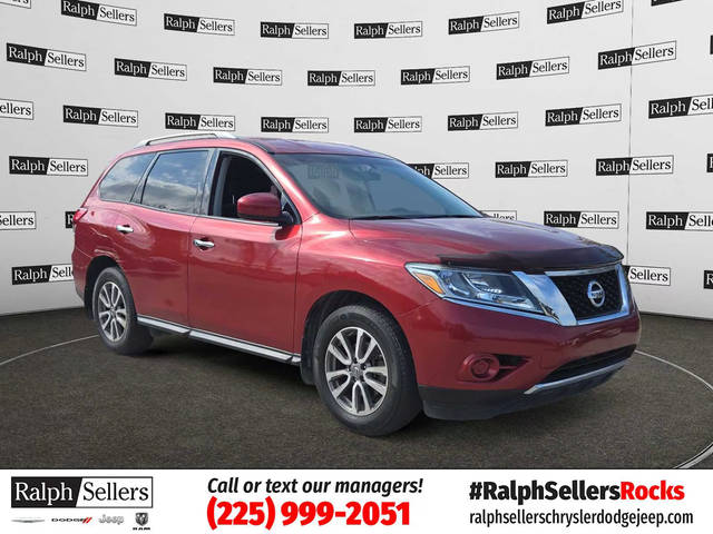 2016 Nissan Pathfinder S FWD photo