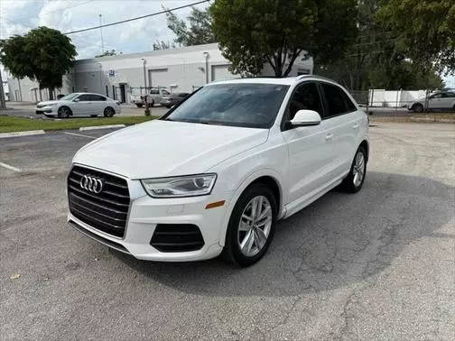 2017 Audi Q3 Premium FWD photo