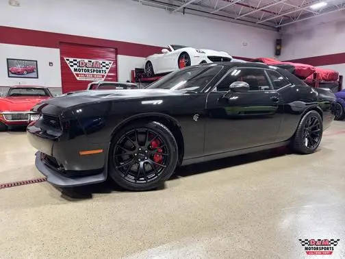 2016 Dodge Challenger SRT Hellcat RWD photo