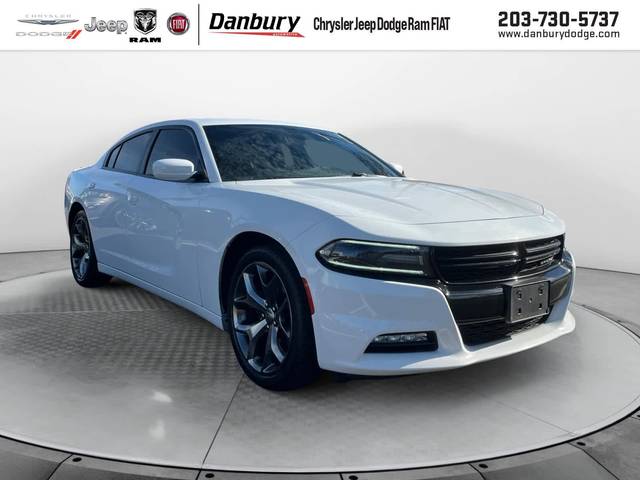 2016 Dodge Charger SXT RWD photo