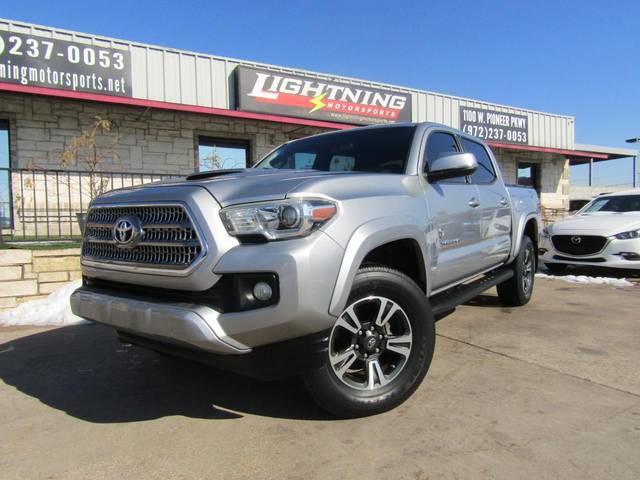 2016 Toyota Tacoma SR5 RWD photo