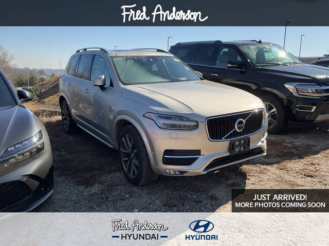 2017 Volvo XC90 Momentum AWD photo