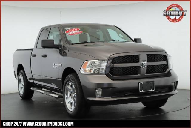 2016 Ram 1500 Express 4WD photo