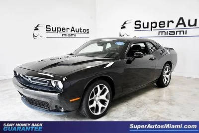 2016 Dodge Challenger SXT Plus RWD photo