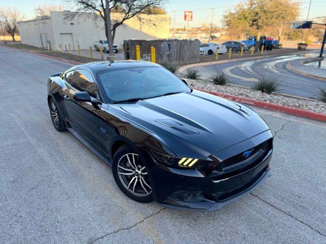 2017 Ford Mustang GT RWD photo