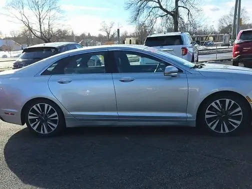 2017 Lincoln MKZ Reserve AWD photo