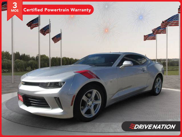 2017 Chevrolet Camaro 1LT RWD photo