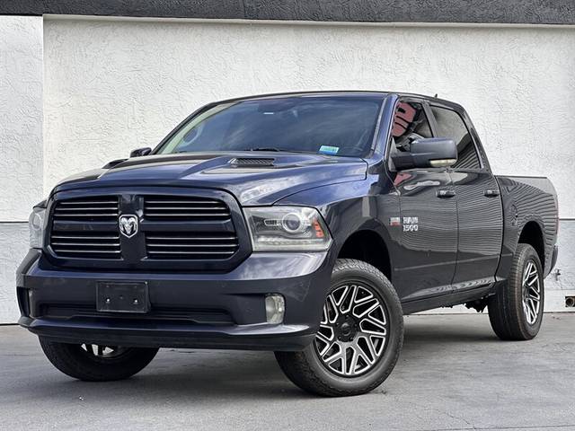 2016 Ram 1500 Sport 4WD photo