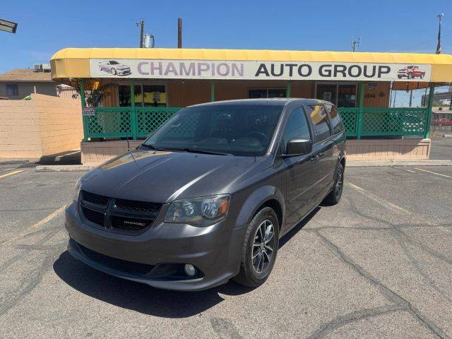 2016 Dodge Grand Caravan SXT FWD photo
