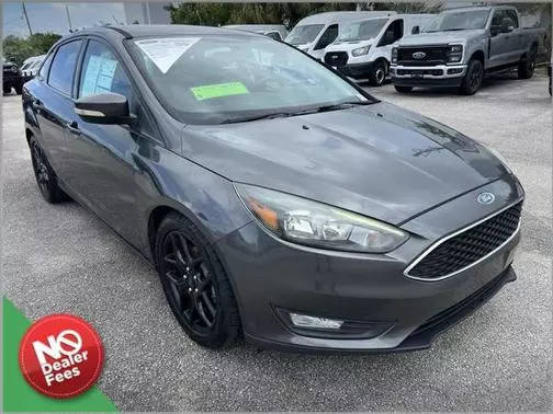 2016 Ford Focus SE FWD photo