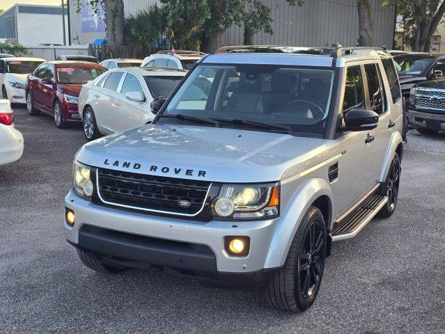 2016 Land Rover LR4 HSE 4WD photo
