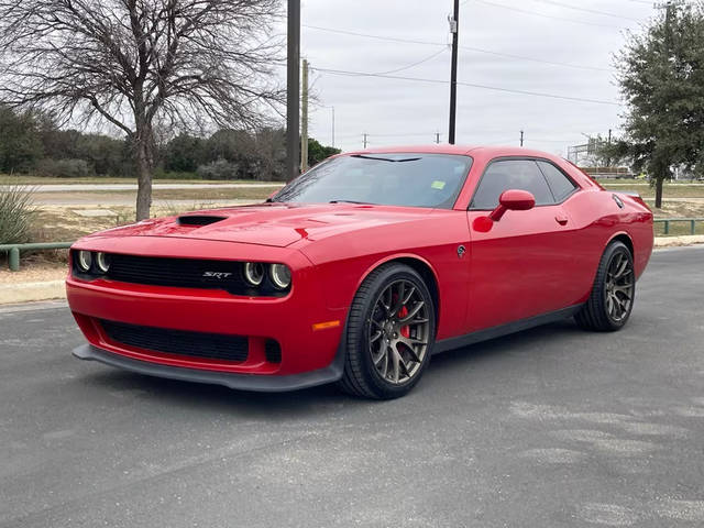 2016 Dodge Challenger SRT Hellcat RWD photo