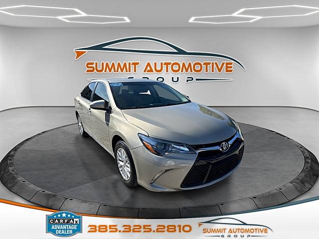 2016 Toyota Camry LE FWD photo