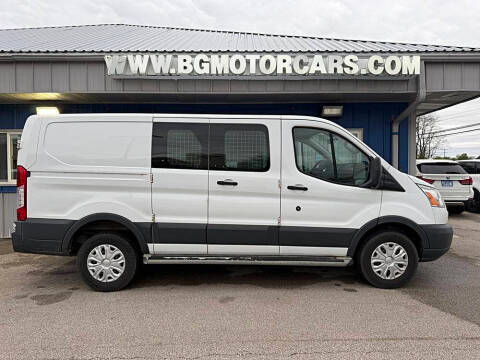 2015 Ford Transit Van  RWD photo