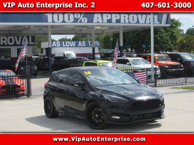 2016 Ford Focus ST FWD photo