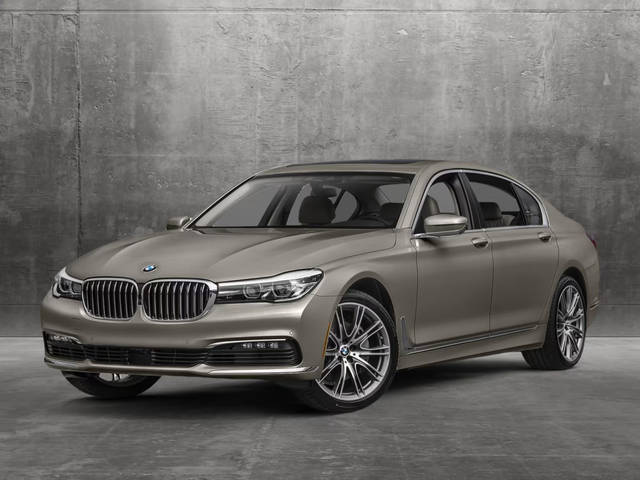 2016 BMW 7 Series 740i RWD photo