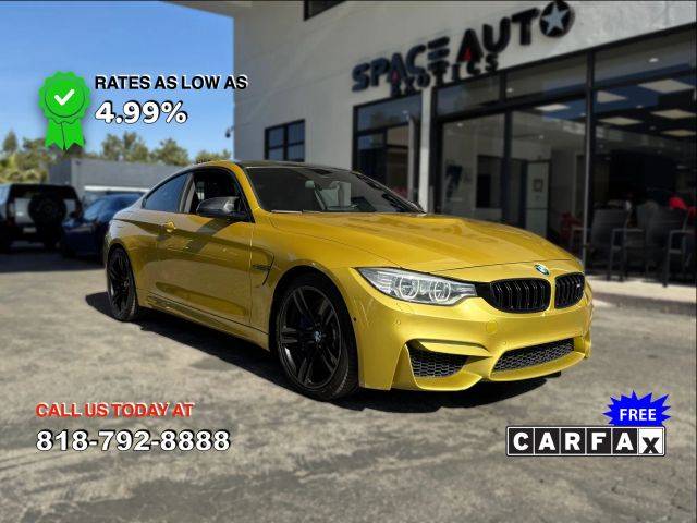 2015 BMW M4  RWD photo