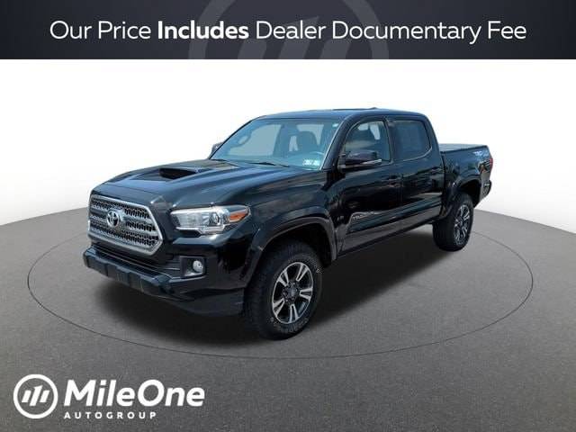 2016 Toyota Tacoma TRD Sport 4WD photo
