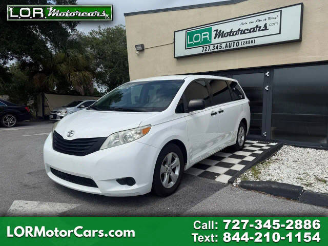 2016 Toyota Sienna L FWD photo
