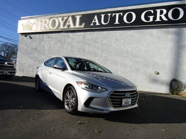 2017 Hyundai Elantra SE FWD photo