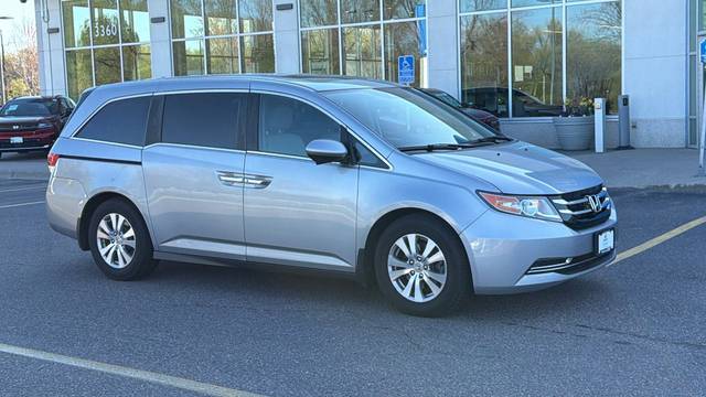 2016 Honda Odyssey EX-L FWD photo