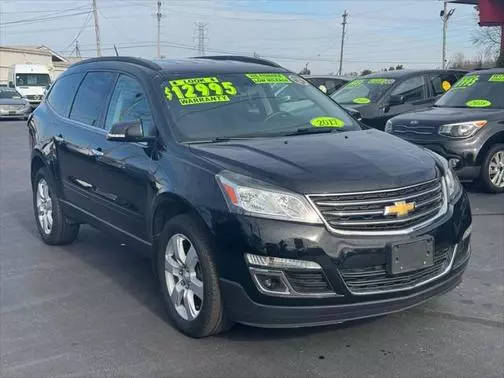 2017 Chevrolet Traverse LT FWD photo